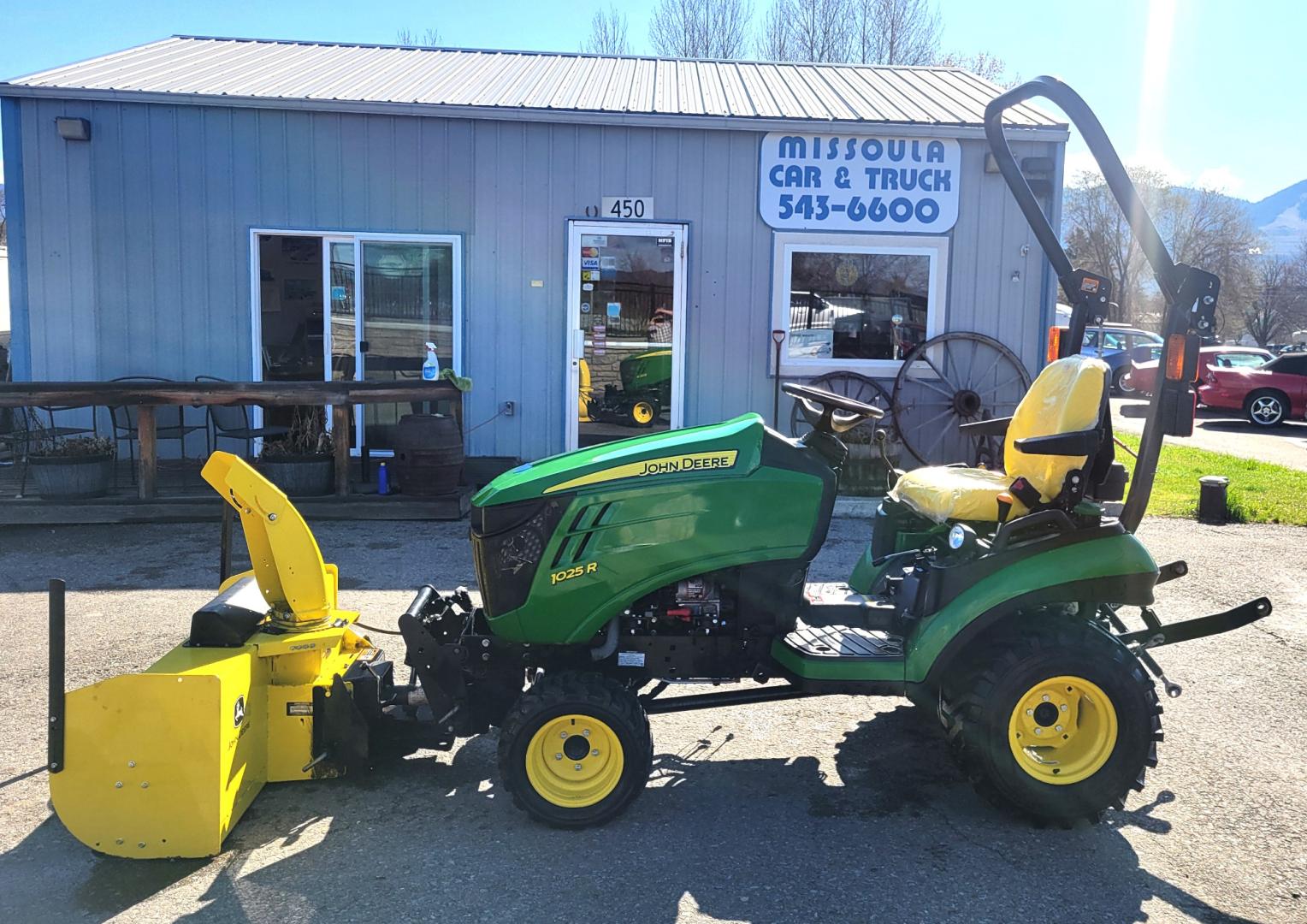 2018 Green /Yellow John Deere 1025R with an 3TNV80F-NCJT engine, Hydrostatic transmission, located at 450 N Russell, Missoula, MT, 59801, (406) 543-6600, 46.874496, -114.017433 - Only 106 Hours. Really Nice 2018 John Deere 4Wheel Drive 1025R Diesel Tractor. 25HP. Comes with John Deere 54" Front Snow Blower. Has Owners Manuals for the Tractor and the Blower. Lots of Specs one the pictures page. Excellent Condition. Plastic has never been off the seat. Does Not come with any o - Photo#1